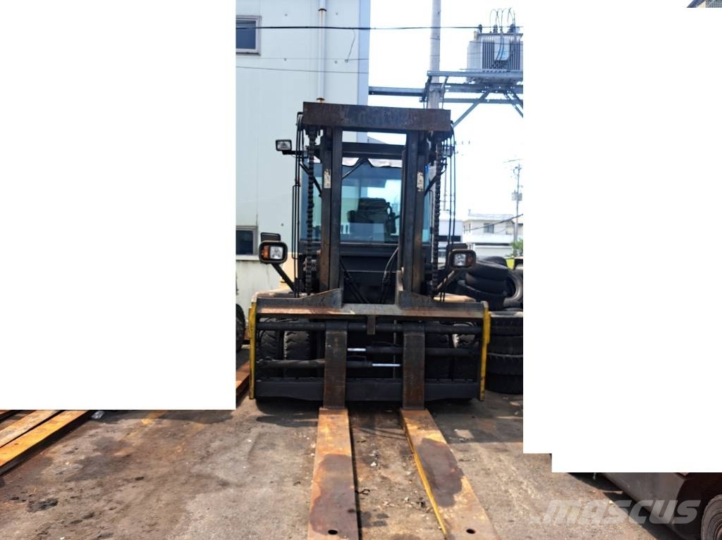 Doosan D 110 S-5 شاحنات الديزل