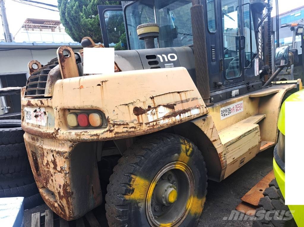 Doosan D 110 S-5 شاحنات الديزل