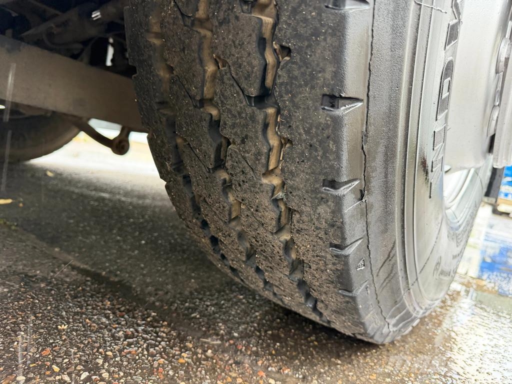 Mercedes-Benz Axor 2529 6 Stück Müllwagen HECKLADER, Zöller Medi Camiones de basura