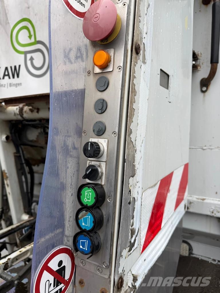 Mercedes-Benz Axor 2529 6 Stück Müllwagen HECKLADER, Zöller Medi Camiones de basura