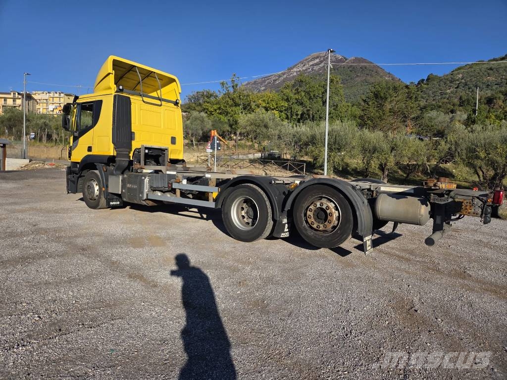 Iveco Stralis 260 S46 Camiones portacoches