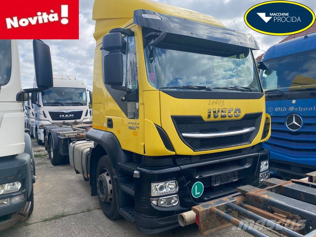 Iveco Stralis 260 S46 Trasportatore per veicoli