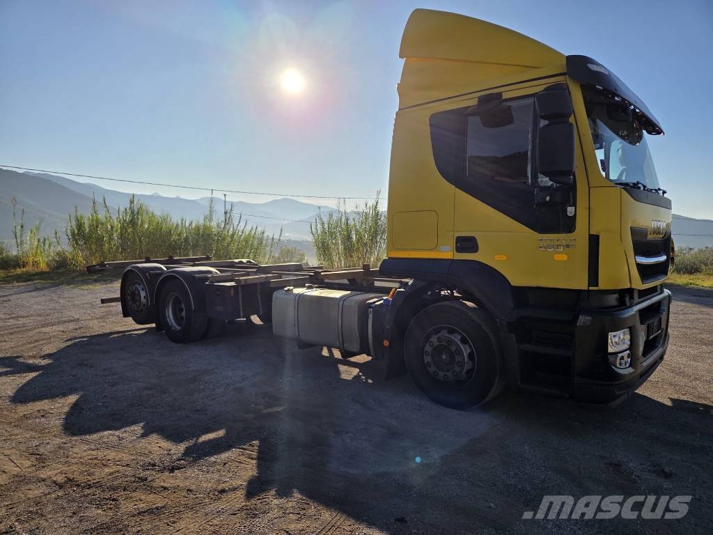 Iveco Stralis 260 S46 Camiones portacoches