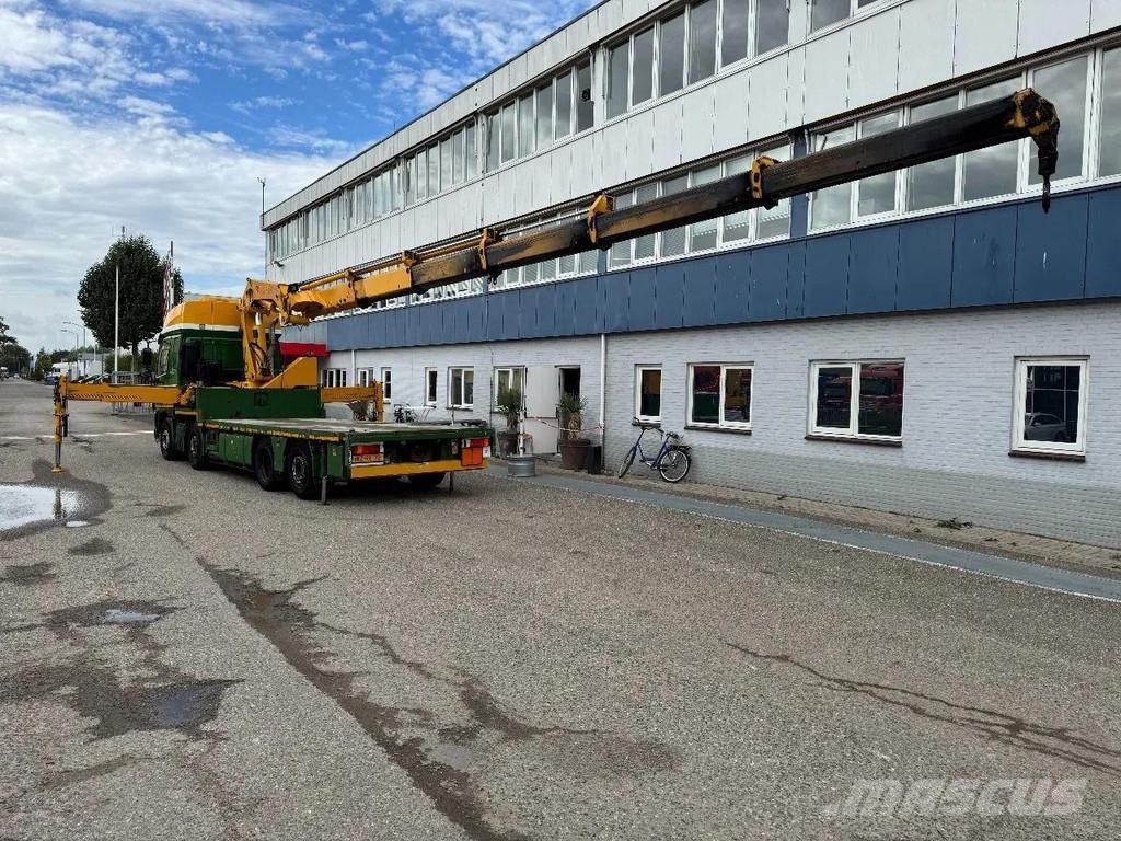 DAF CF 85.410 8X2 HIAB 422EP5 + REMOTE CONTROL Kranen voor alle terreinen
