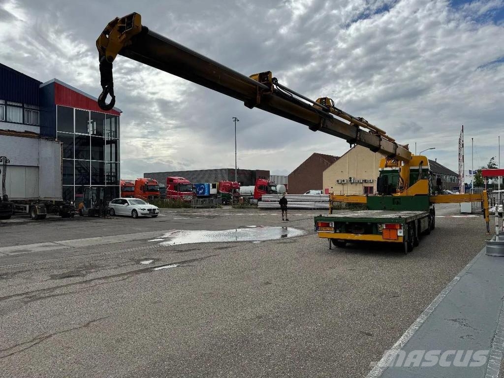 DAF CF 85.410 8X2 HIAB 422EP5 + REMOTE CONTROL Kranen voor alle terreinen