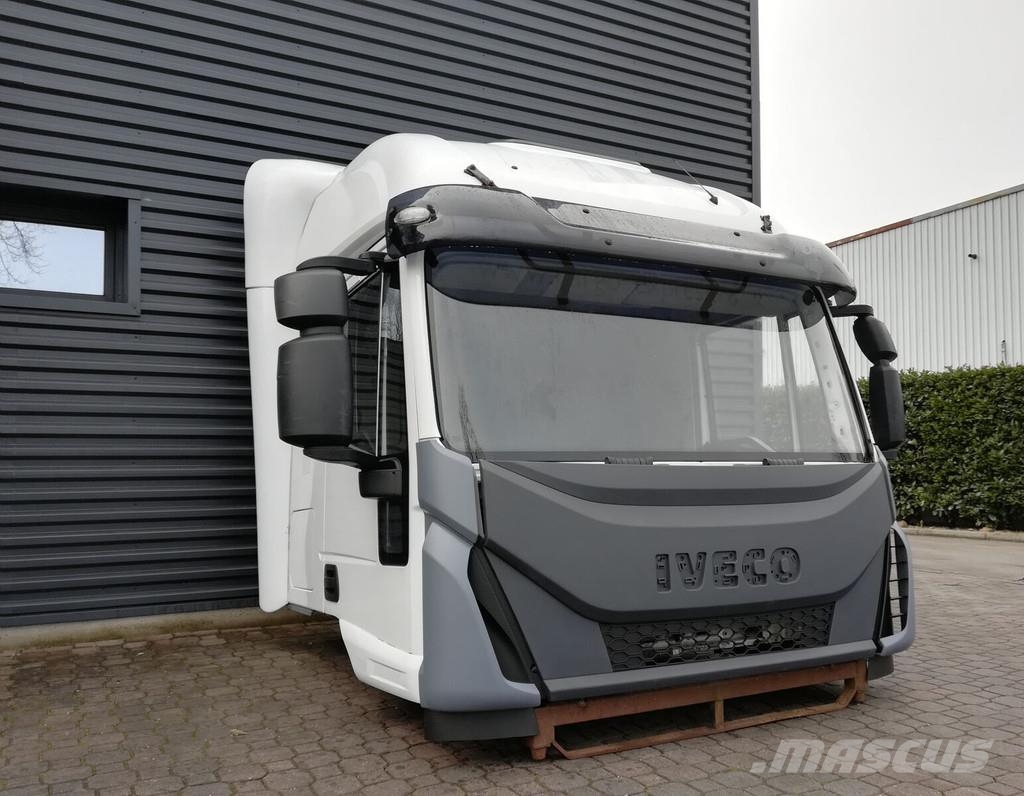Iveco EUROCARGO HIGH ROOF EURO 5 EURO 6 Kabíny a interiér