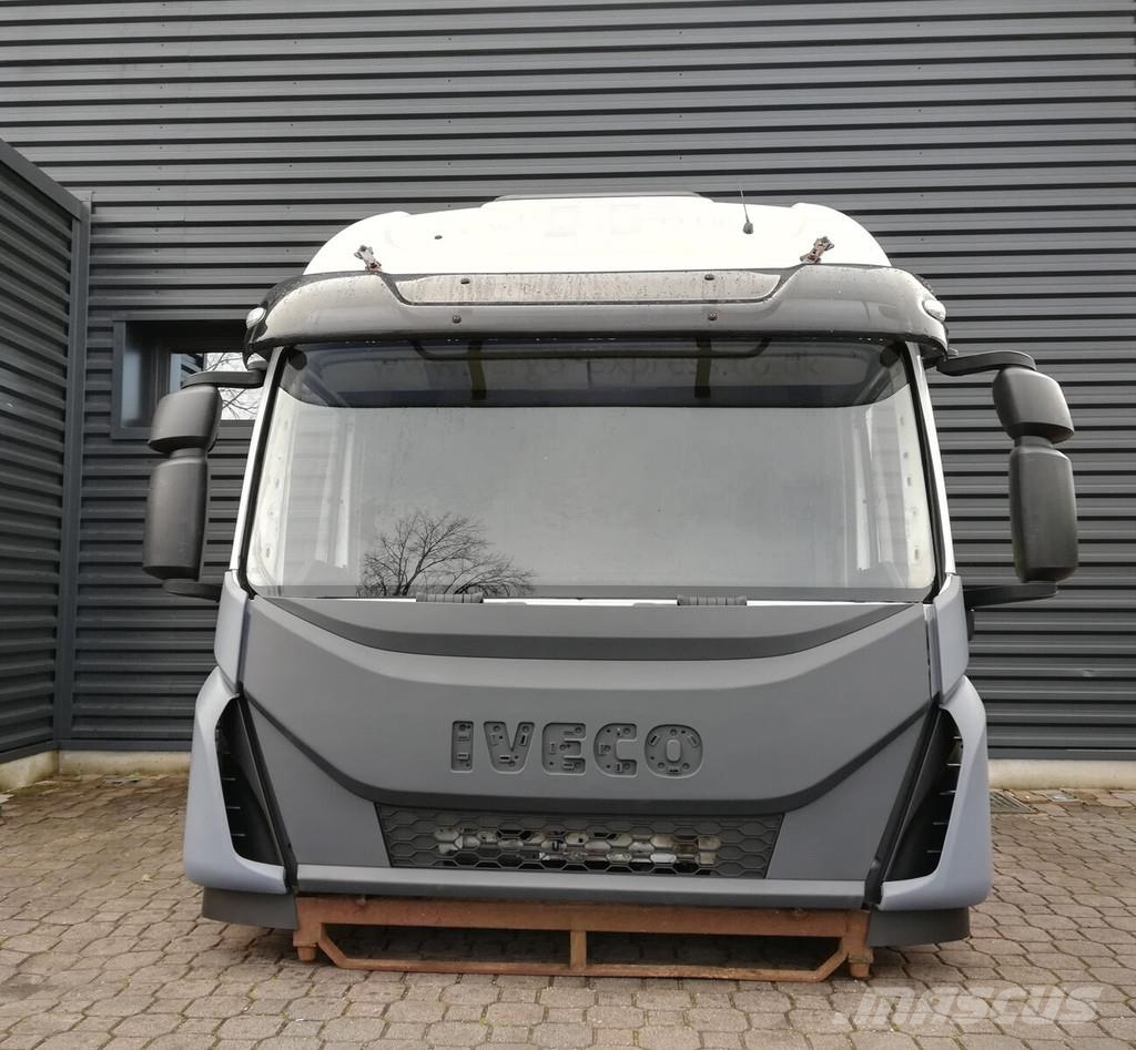 Iveco EUROCARGO HIGH ROOF EURO 5 EURO 6 Kabíny a interiér
