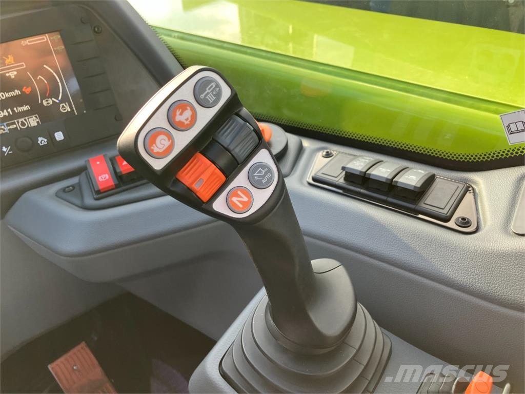 CLAAS Scorpion 848 Varipower Plus Gen.2 ماكينات زراعية - غير ذلك