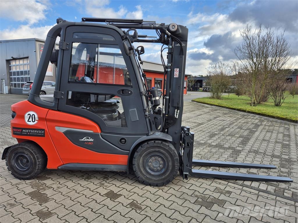 Linde H30D - 1202 Diesel forklifts