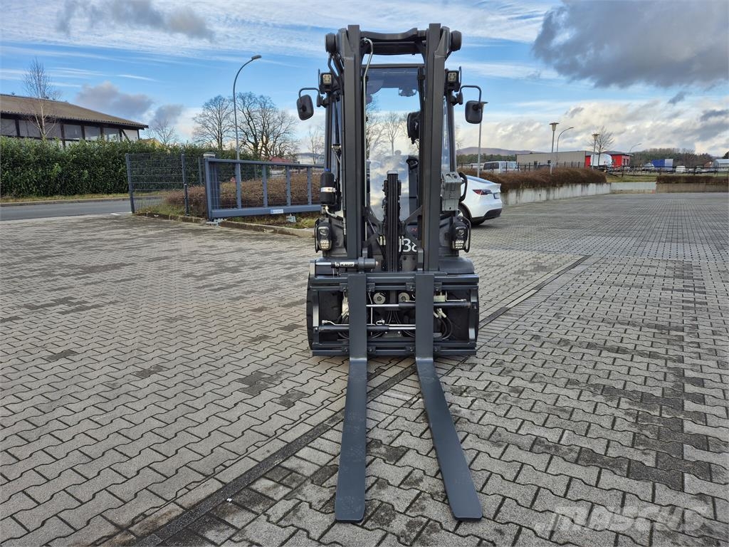 Linde H30D - 1202 Дизельні навантажувачі