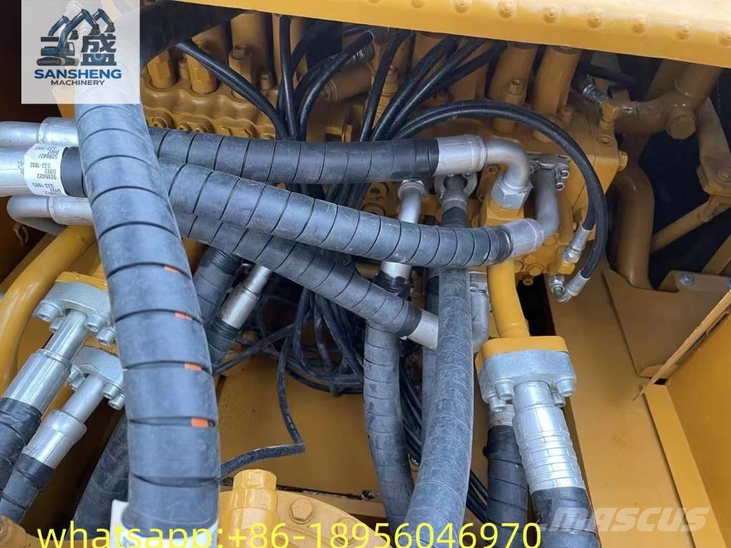 CAT 330 D Gravemaskiner på larvebånd