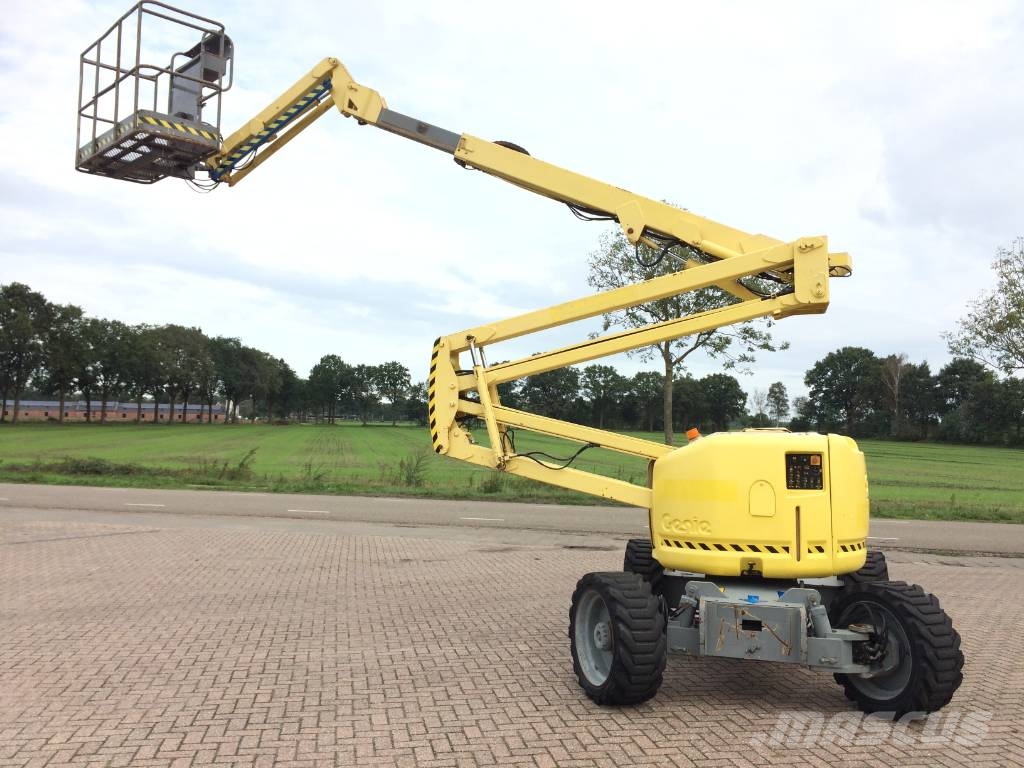 Genie Z 45/25 J Bomlifte med knækarm