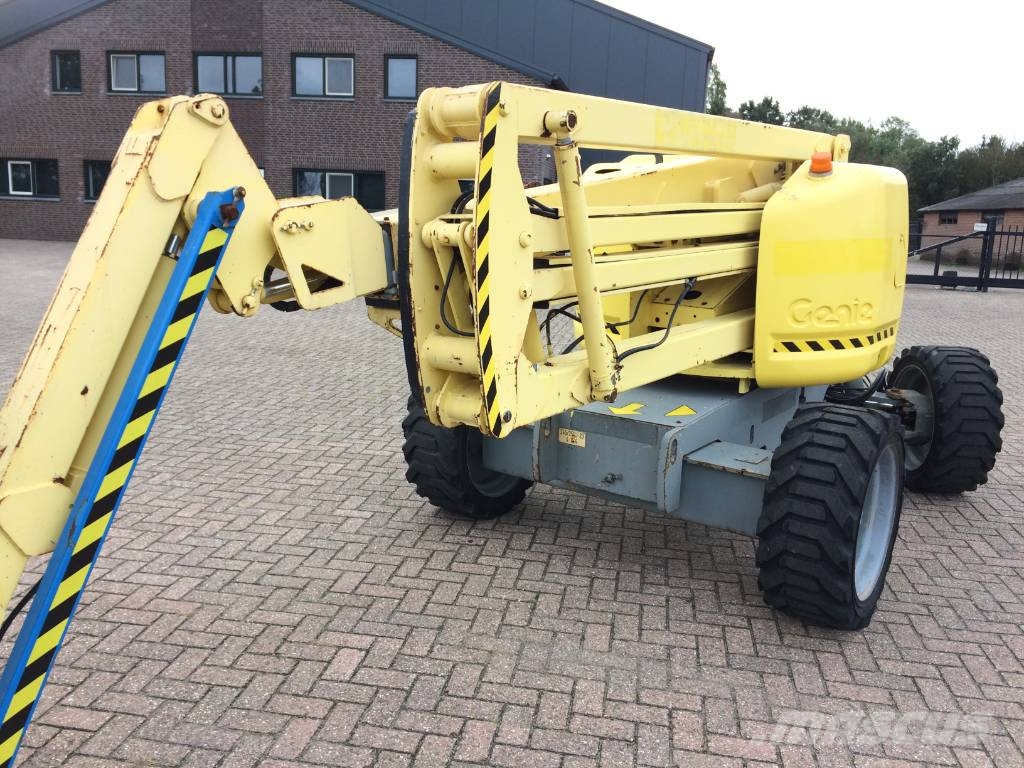 Genie Z 45/25 J Bomlifte med knækarm