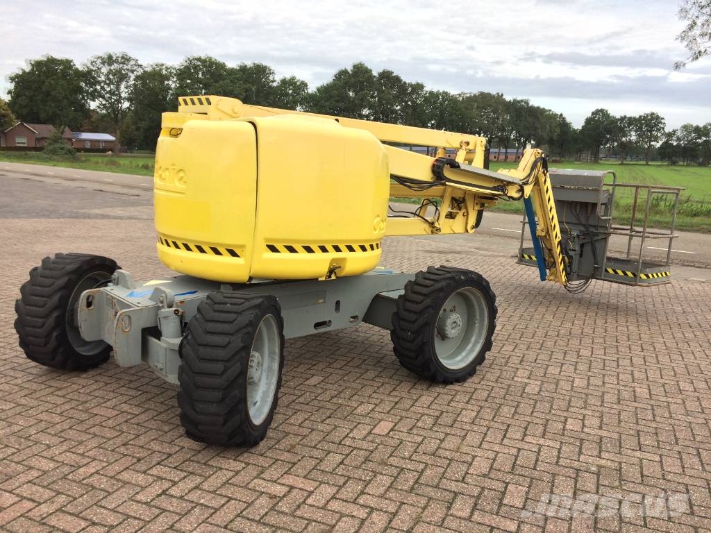 Genie Z 45/25 J Bomlifte med knækarm