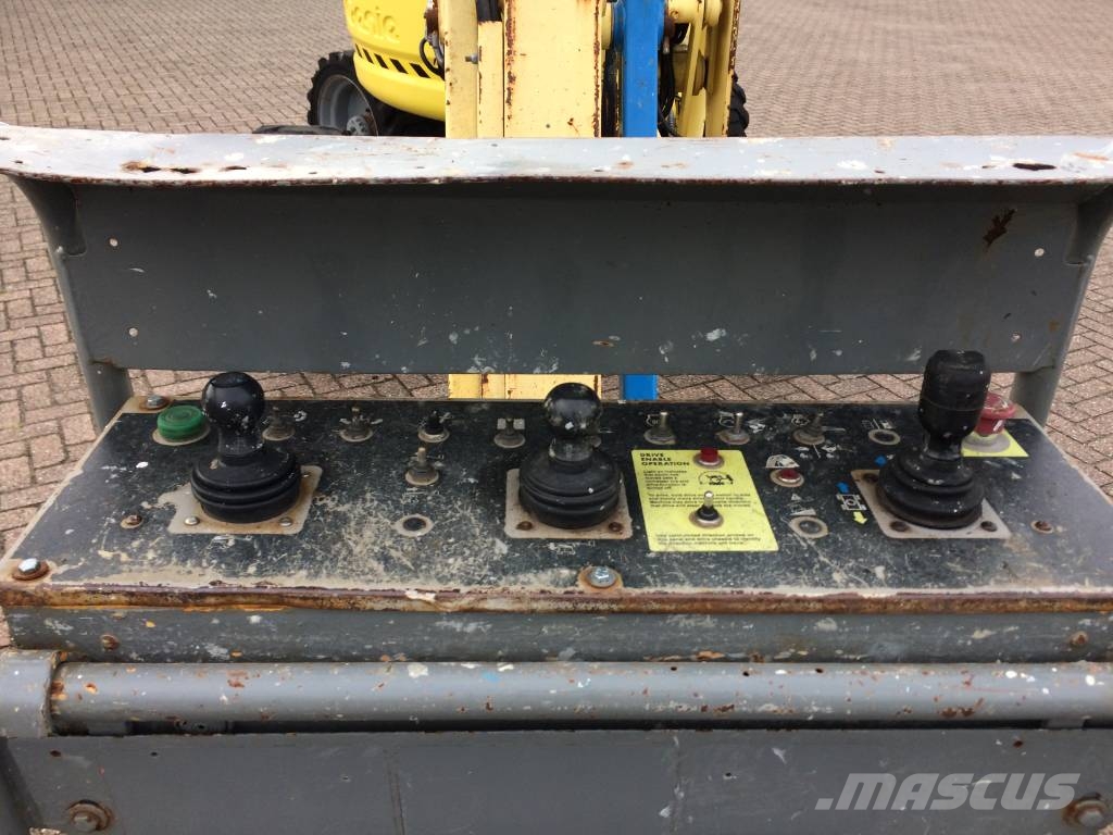 Genie Z 45/25 J Bomlifte med knækarm