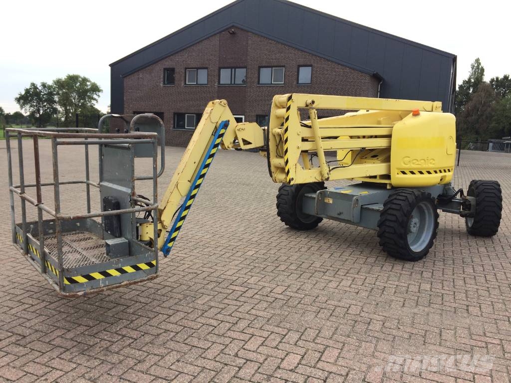 Genie Z 45/25 J Bomlifte med knækarm