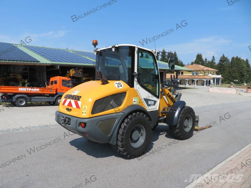 Liebherr 506 لوادر بعجل