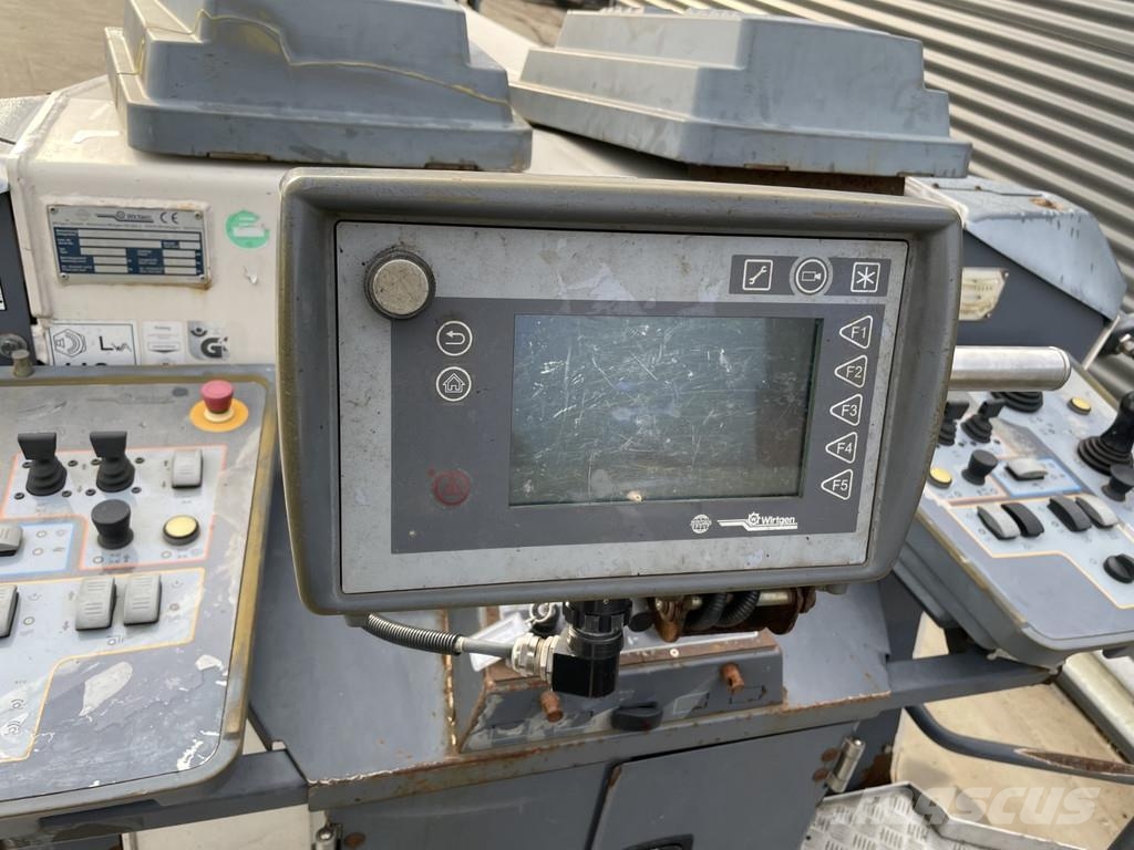 Wirtgen W 210 Asfaltfrezen