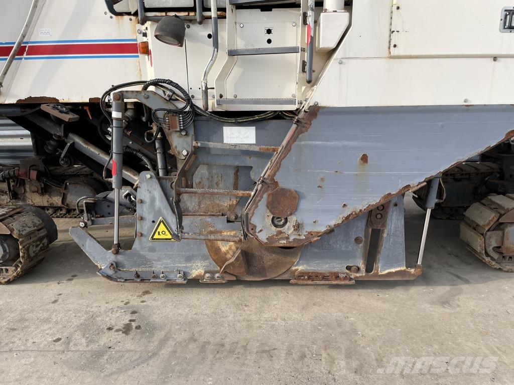 Wirtgen W 210 Asfaltfrezen