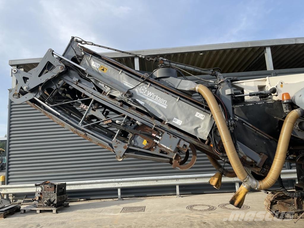 Wirtgen W 210 Asfaltfrezen