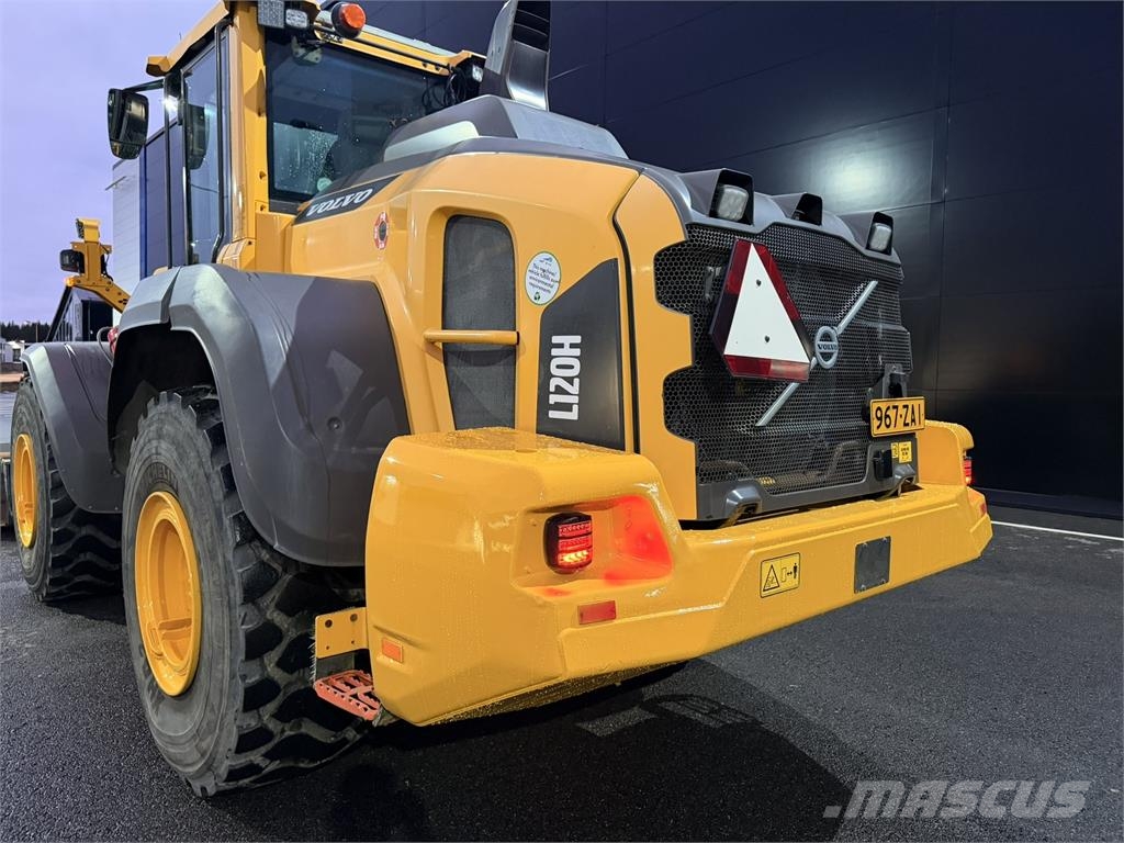 Volvo L120H Iekrāvēji uz riteņiem