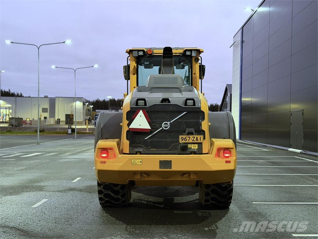 Volvo L120H Iekrāvēji uz riteņiem