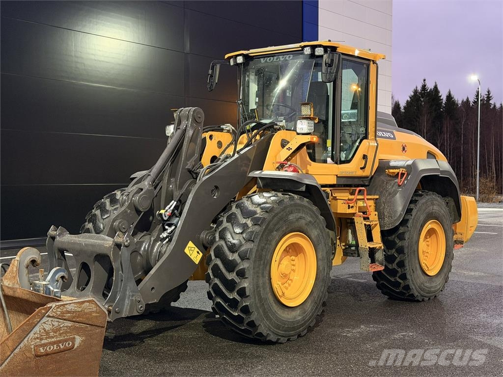 Volvo L120H Iekrāvēji uz riteņiem