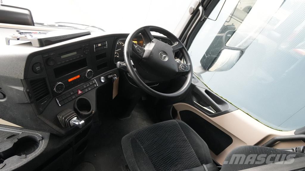 Mercedes-Benz ACTROS 2442 6x2 RHD 492.500km وحدات الجر