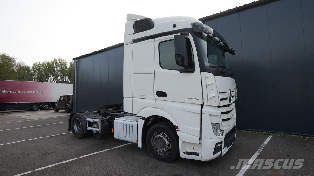 Mercedes-Benz ACTROS 2442 6x2 RHD 492.500km وحدات الجر