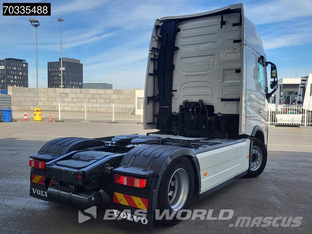 Volvo FH 500 4X2 XL 2x Tanks I-ParkCool ACC Tracteur routier