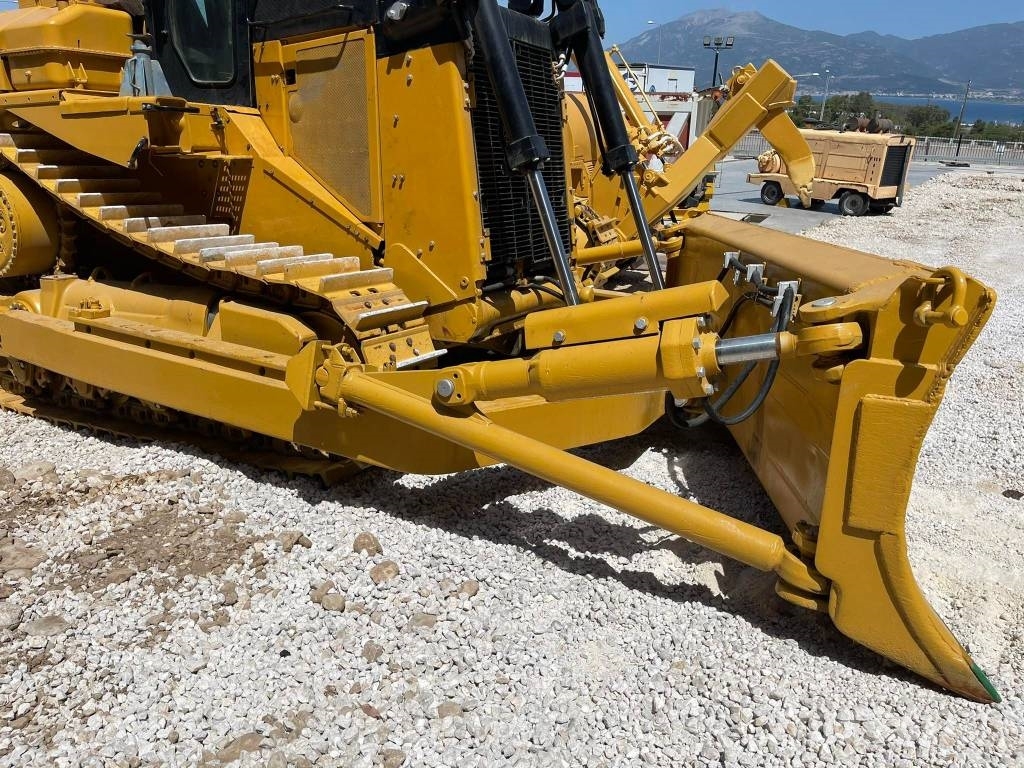 CAT D9N Μπουλντόζες με ερπύστριες