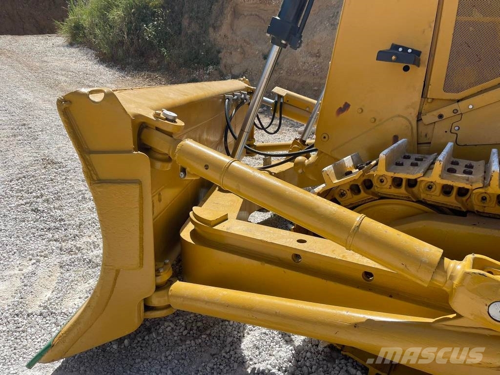 CAT D9N Μπουλντόζες με ερπύστριες