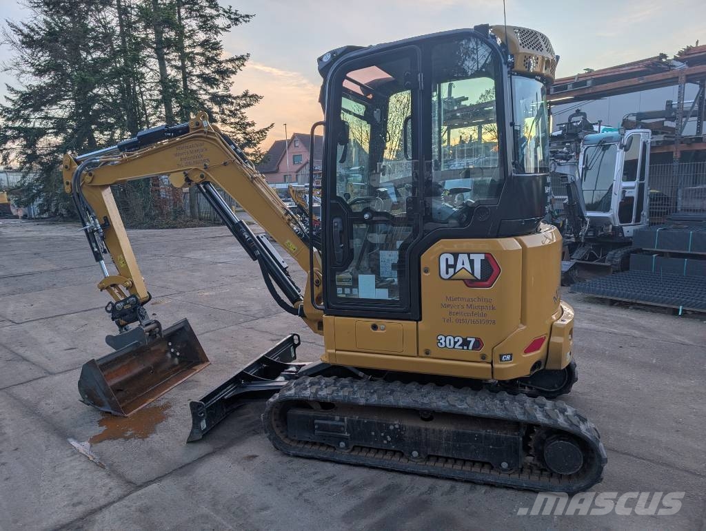 CAT 302.7 حفارات صغيرة أقل من 7 طن (حفارات صغيرة)