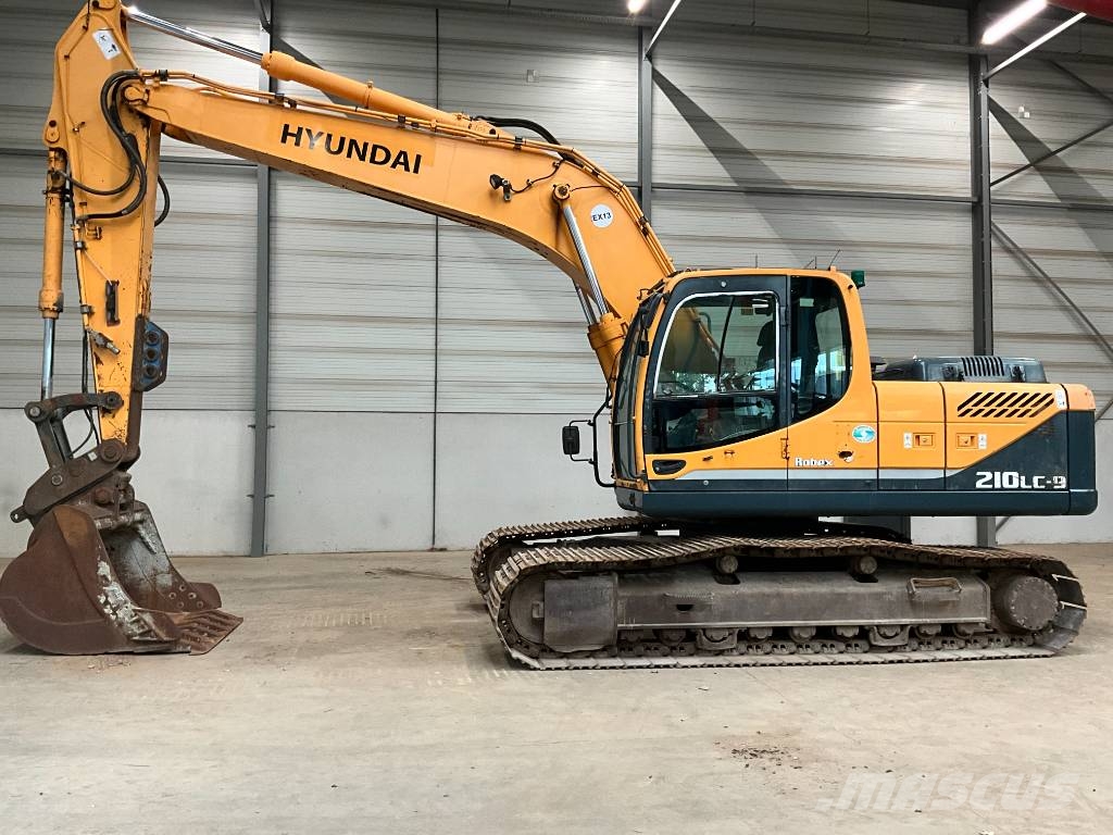 Hyundai Robex 210 LC-9 Гусеничні екскаватори
