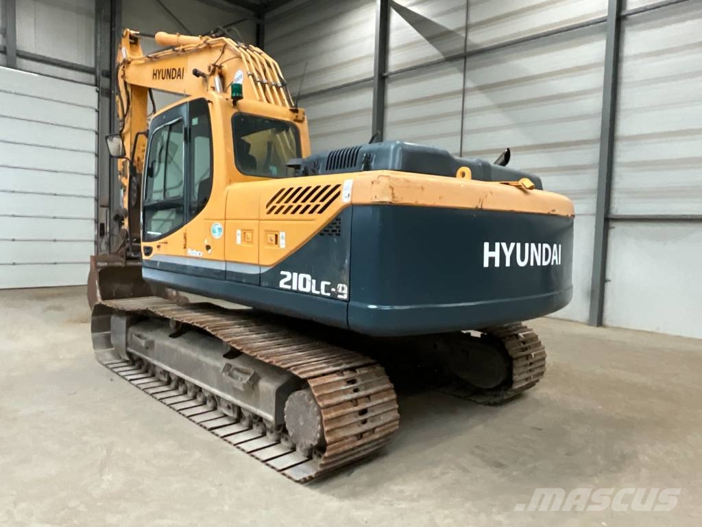 Hyundai Robex 210 LC-9 Гусеничні екскаватори