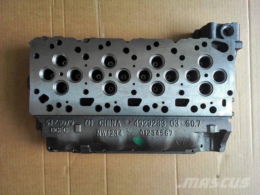 Cummins ISDE4.5 QSB4.5 Cylinder Head 4941495 4941496 49292 Motorer