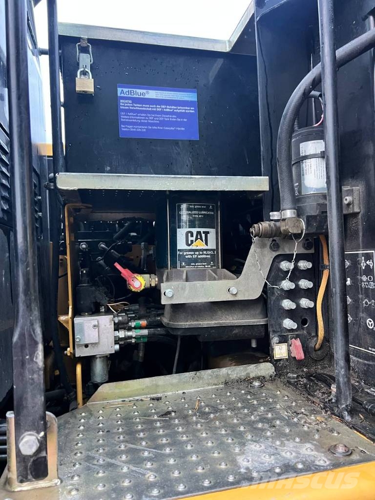 CAT M 313 D Pyöräkaivukoneet