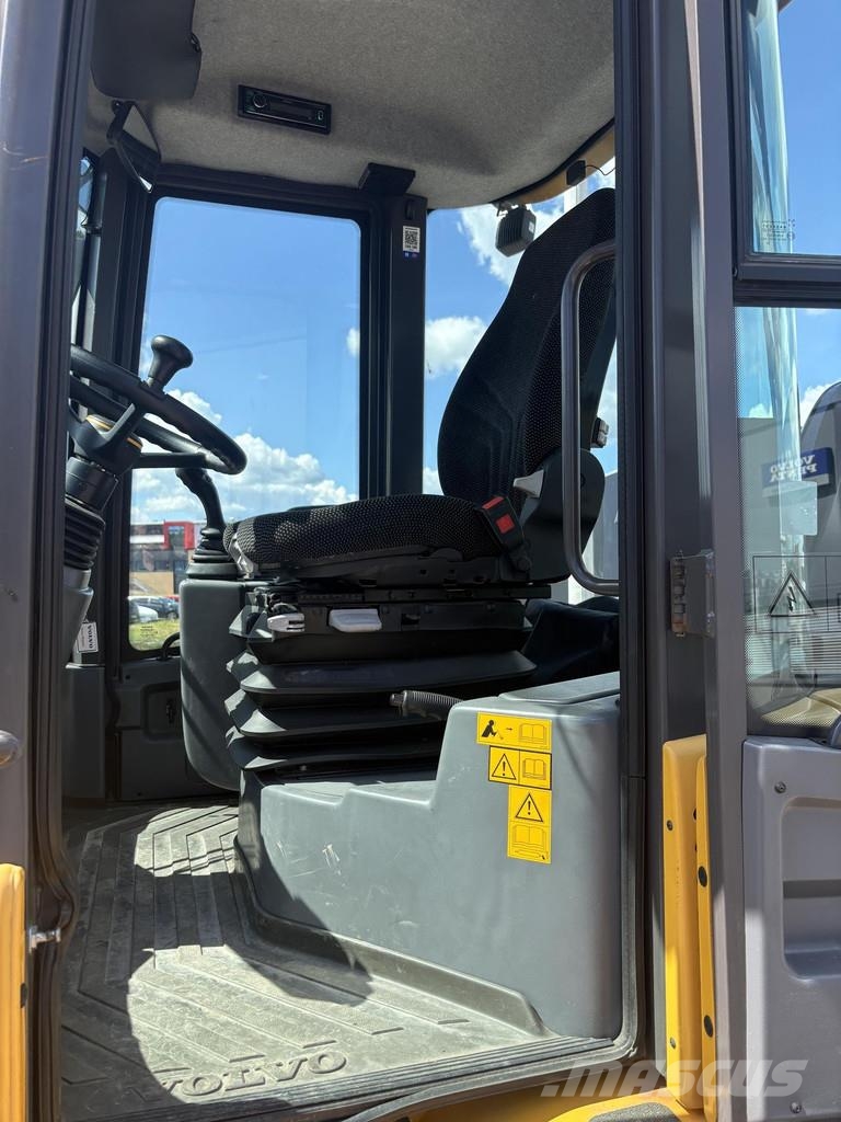 Volvo L35GS 輪胎式裝載機