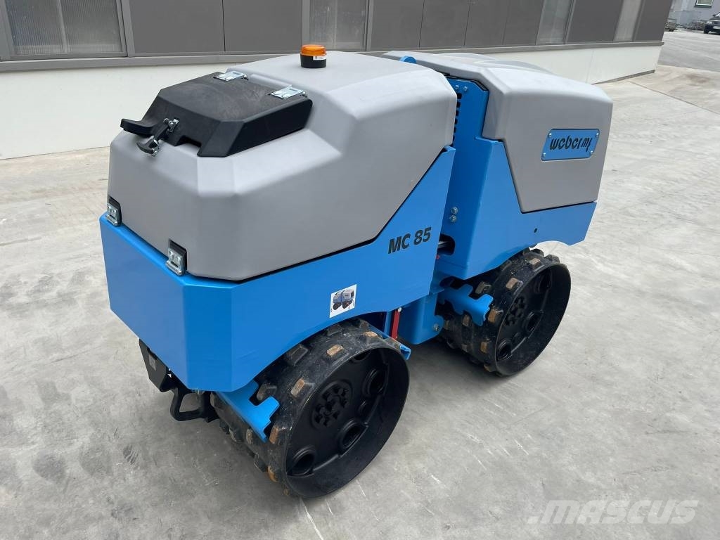 Weber MC 85 Erdbauwalzen