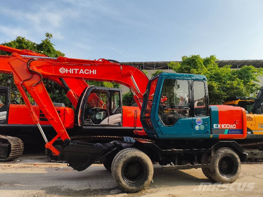 Hitachi EX100WD 轮式挖掘机