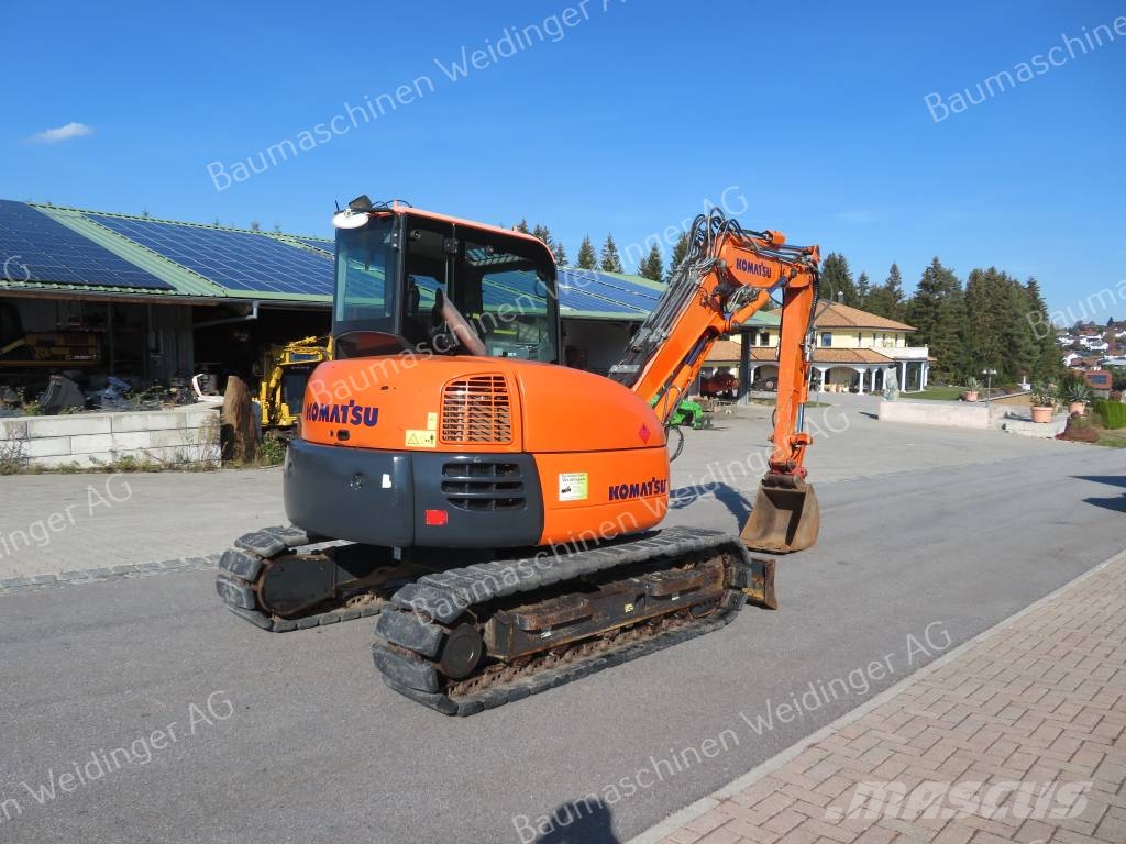 Komatsu PC 80 MR-3 حفارات وسط 7 طن - 12 طن