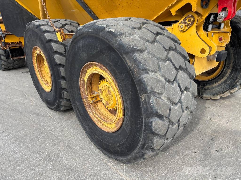 Bell B 25 E Dumper - Knickgelenk