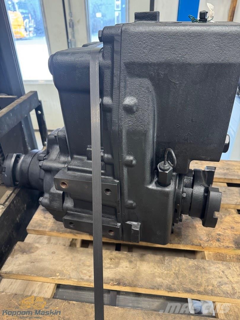 John Deere 1470E & 1470G. KM Certified växellåda / gearbox Us Ülekandemehhanism