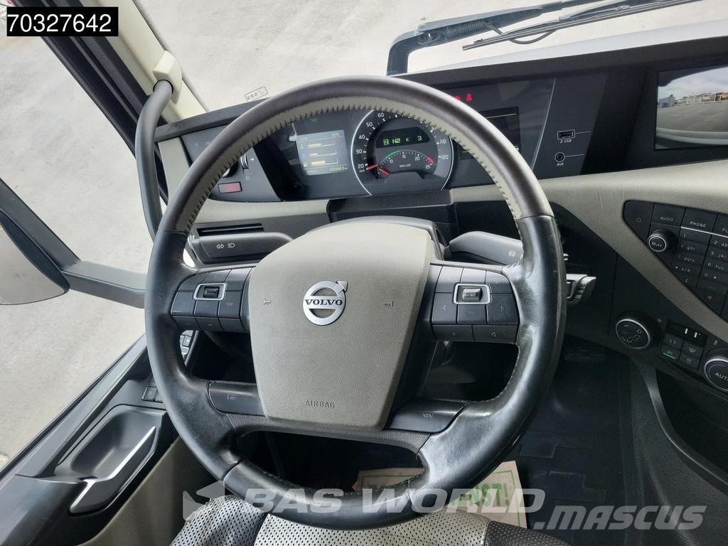 Volvo FH 540 FH 8X4 HMF8520K-RC + JIB K6 Crane Kran Winc Platformas/izkraušana no sāniem