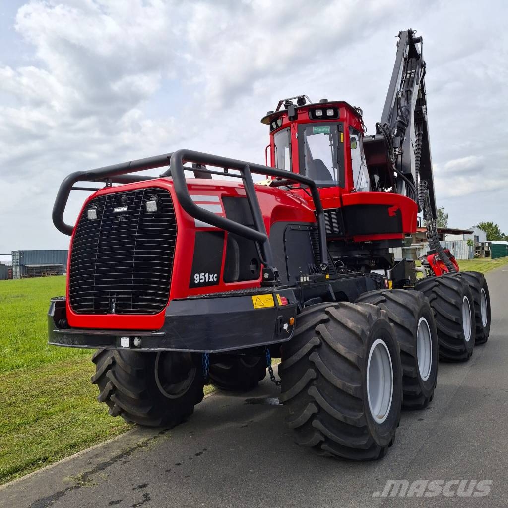 Komatsu 951XC Hogstmaskiner