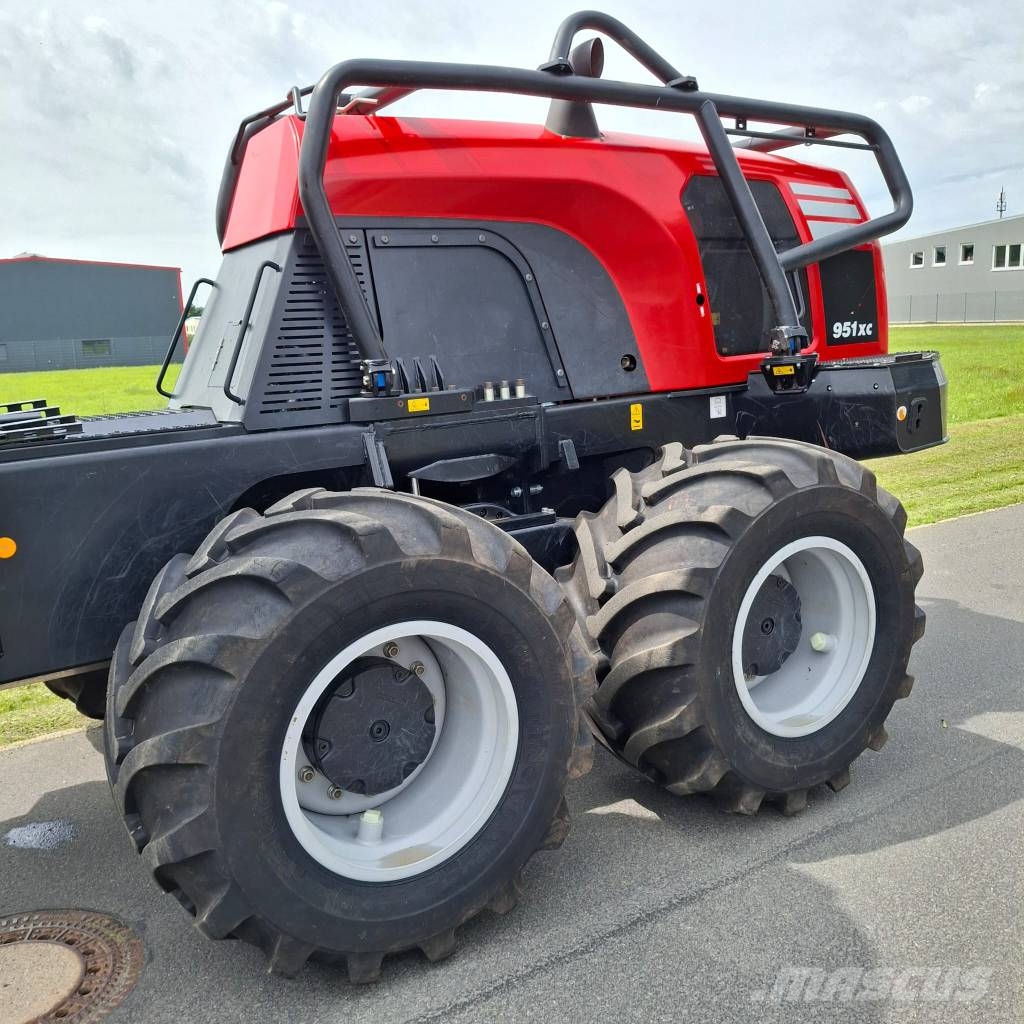 Komatsu 951XC Hogstmaskiner
