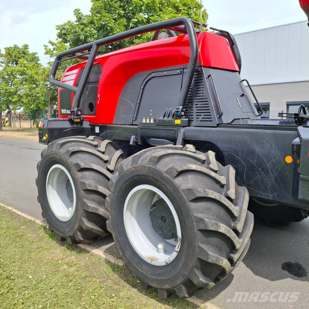 Komatsu 951XC Hogstmaskiner