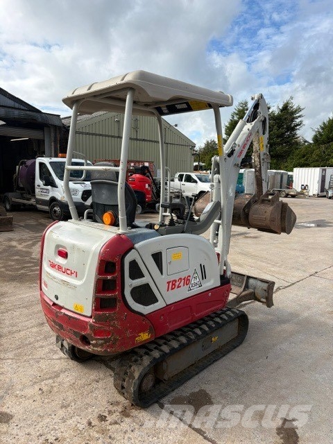Takeuchi TB 216 Mini bageri <7t