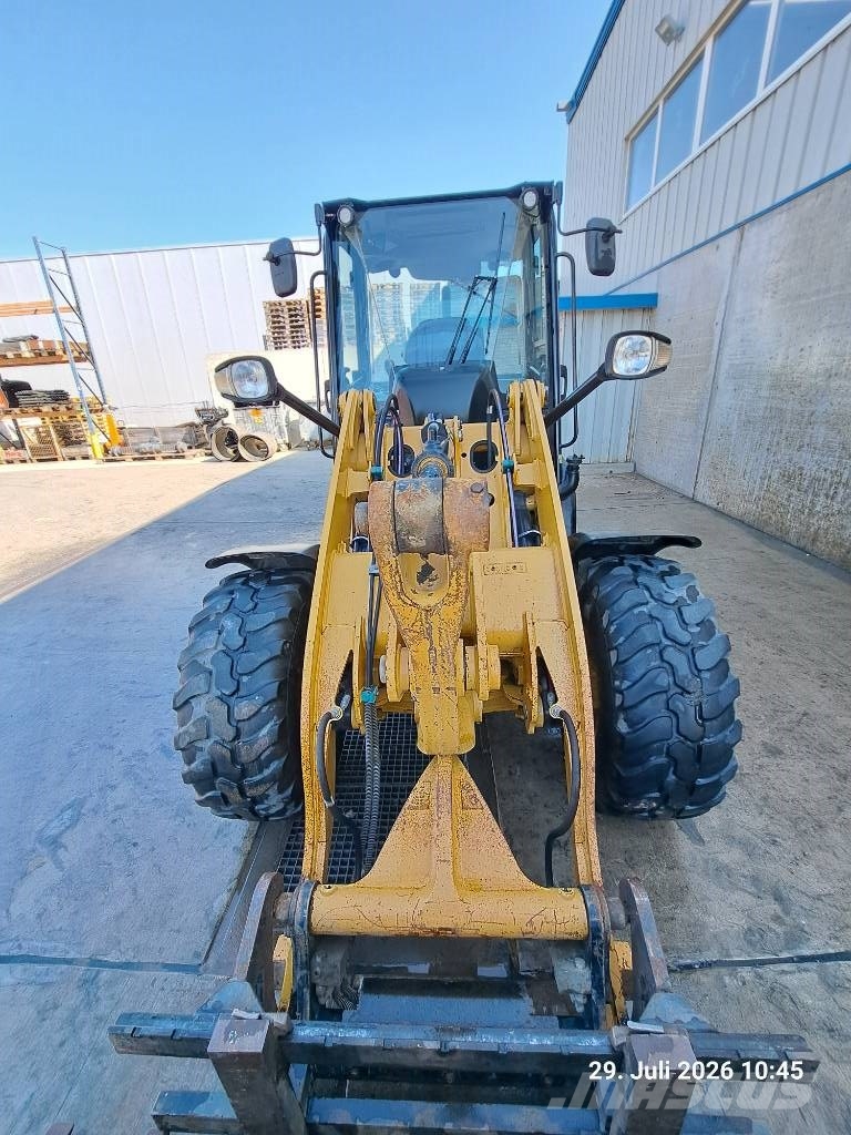 CAT 907 M | PG + LS Pyöräkuormaajat