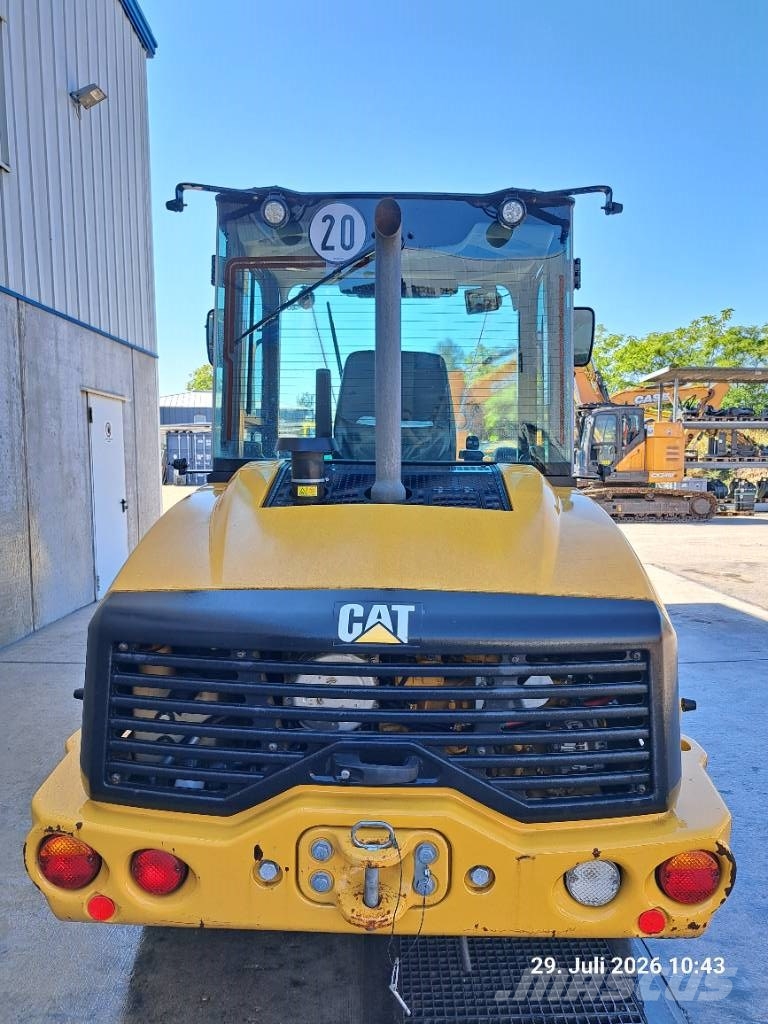 CAT 907 M | PG + LS Pyöräkuormaajat